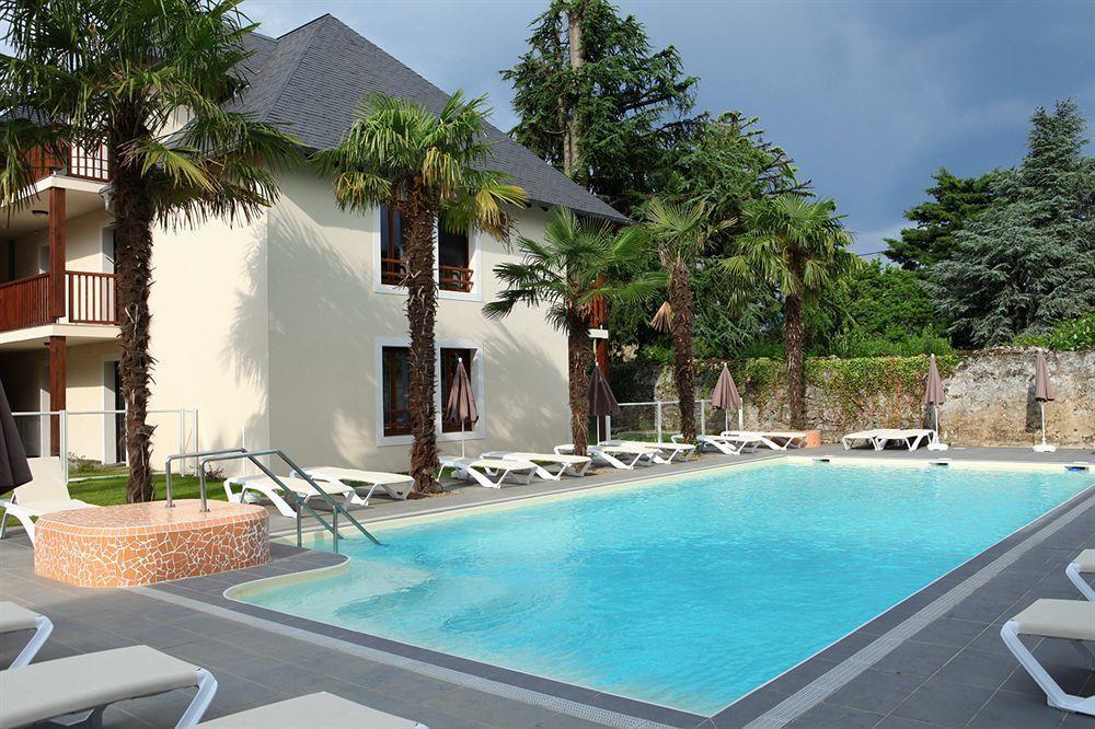 Comfort Aparthotel Lourdes L'Acacia Exterior photo