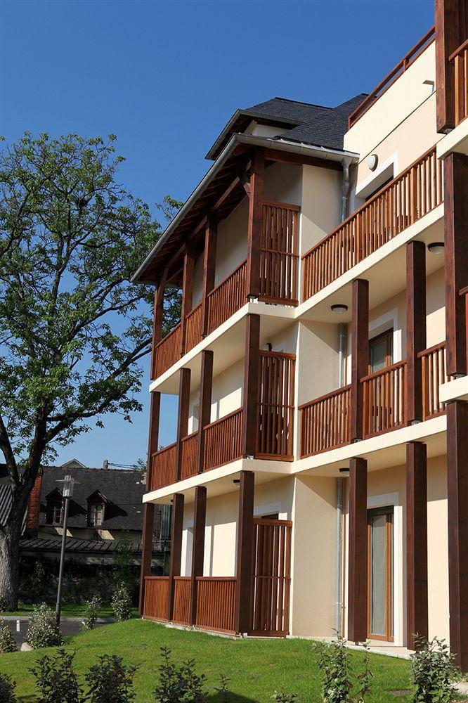 Comfort Aparthotel Lourdes L'Acacia Exterior photo