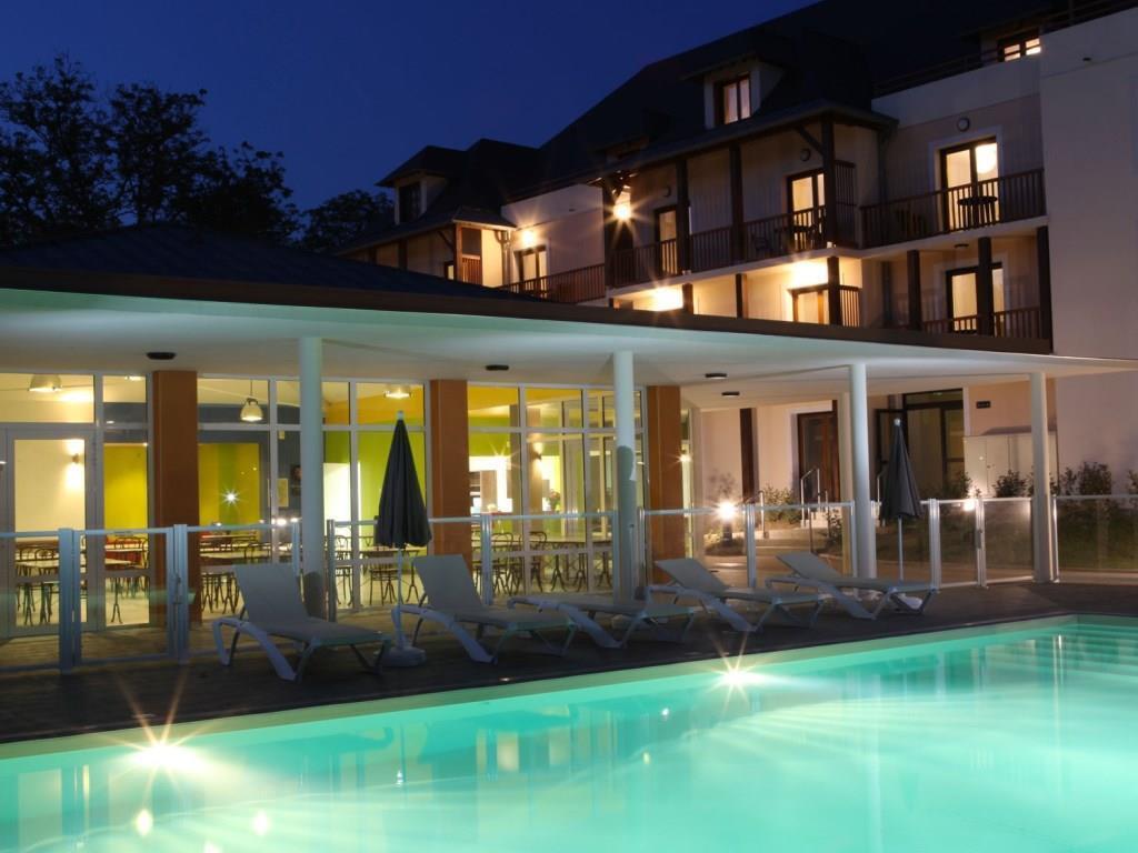 Comfort Aparthotel Lourdes L'Acacia Exterior photo